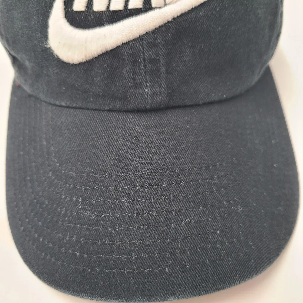 Nike Hat Strapback Black White Heritage86‎ Swoosh Logo S1ZE Dad Cap Casual Men